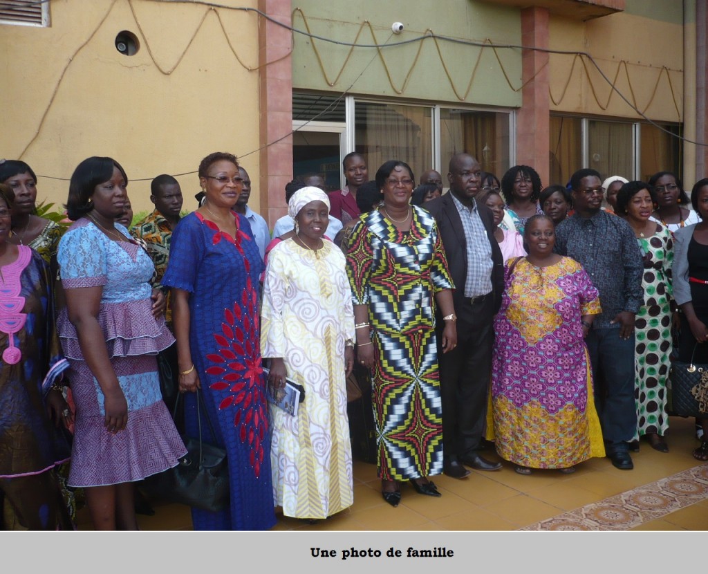 Ouverture Atelier Genre et Elections à Ouaga - Une photo de famille